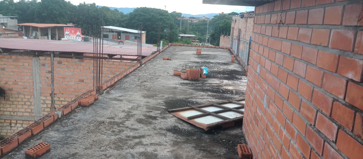 🏡 Venta de Casa en Banda de Shilcayo – Excelente Ubicación